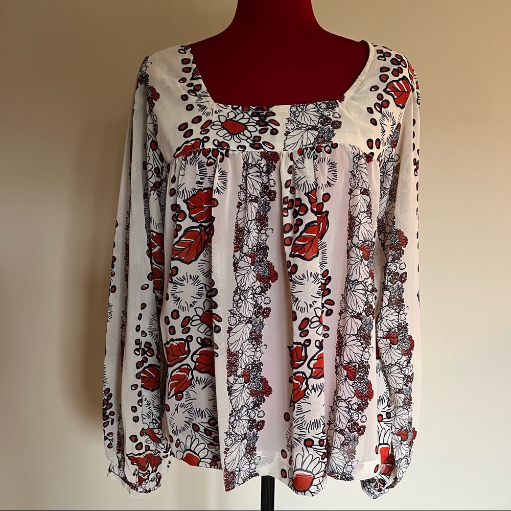 Fun & Flirt square neck top